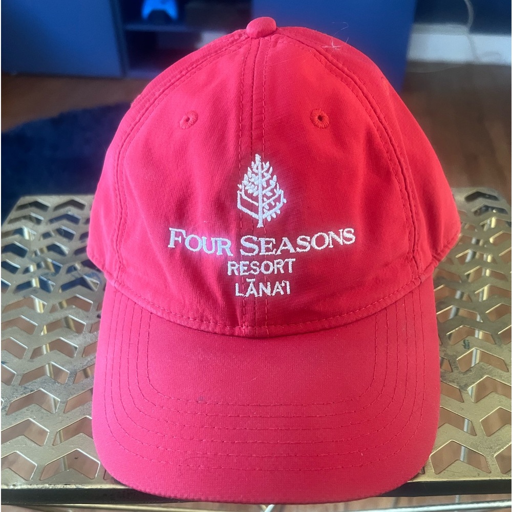 Four Seasons Resort Hat